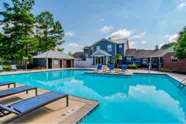 Looking for a Roomate!