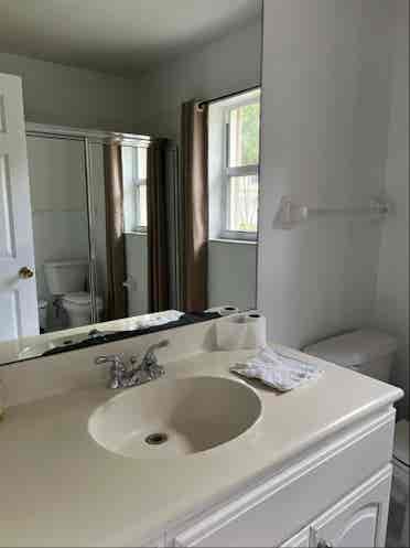 Small furnished room for rentt