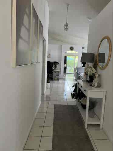 Small furnished room for rentt