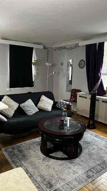 Spacious room in Yonge and Eglinton