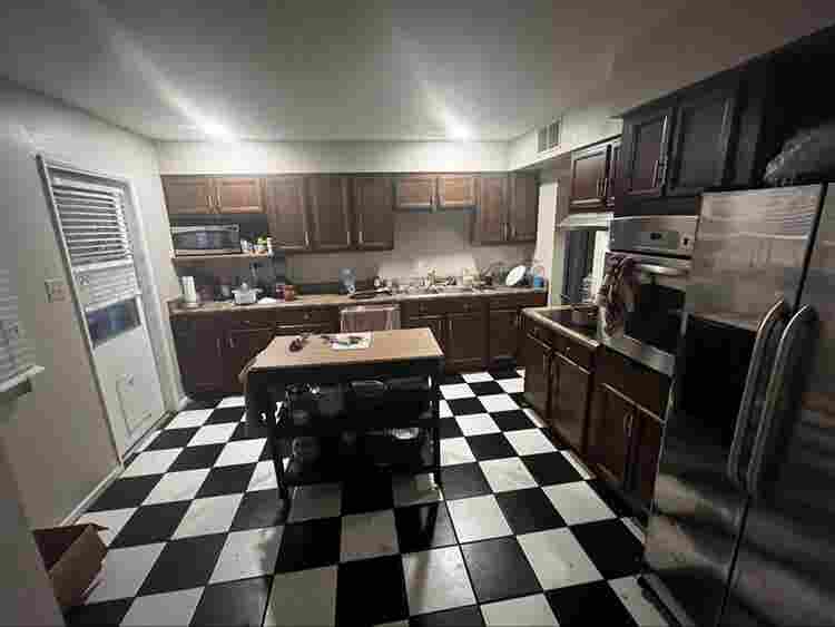 Looking for new tenant asap