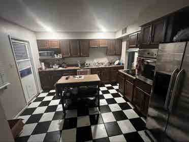 Looking for new tenant asap