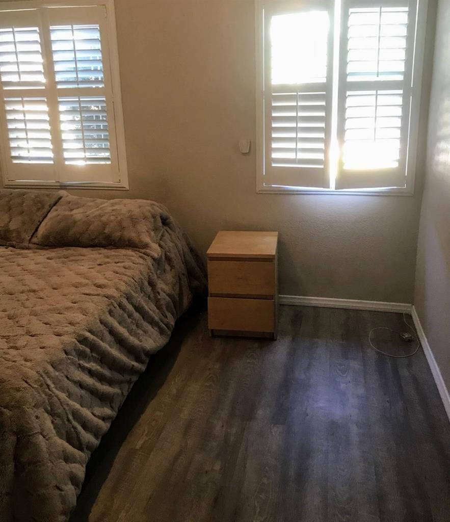 Room for rent,Shared restroom. $