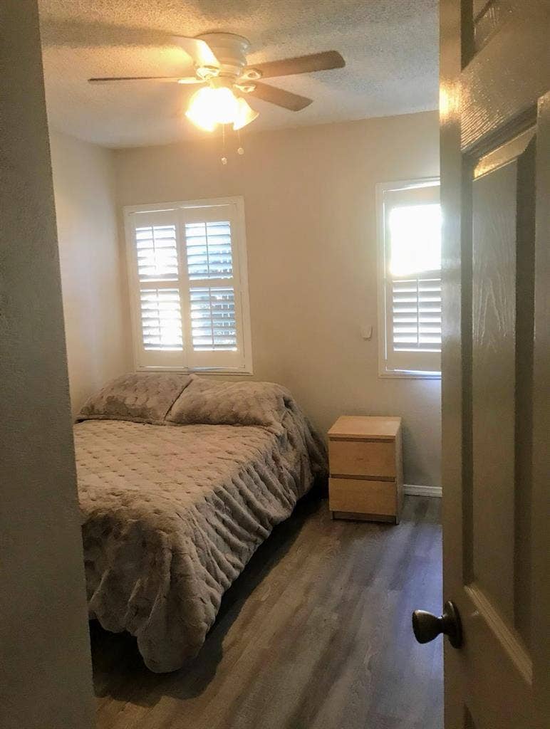 Room for rent,Shared restroom. $