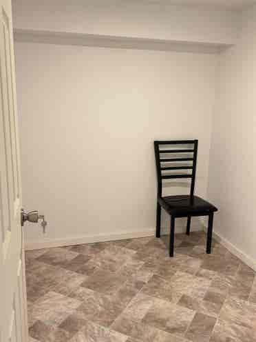 1 bedroom and 1 bath n backyard