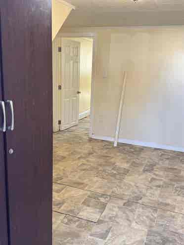 1 bedroom and 1 bath n backyard