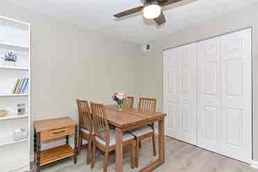 Commuter friendly location near