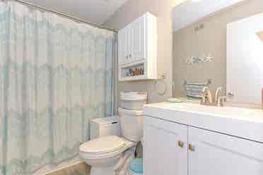 Commuter friendly location near