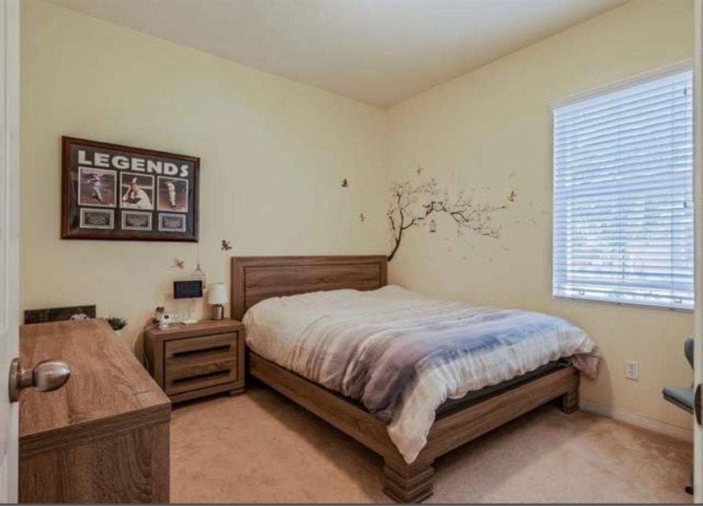 Room Available to Rent in July