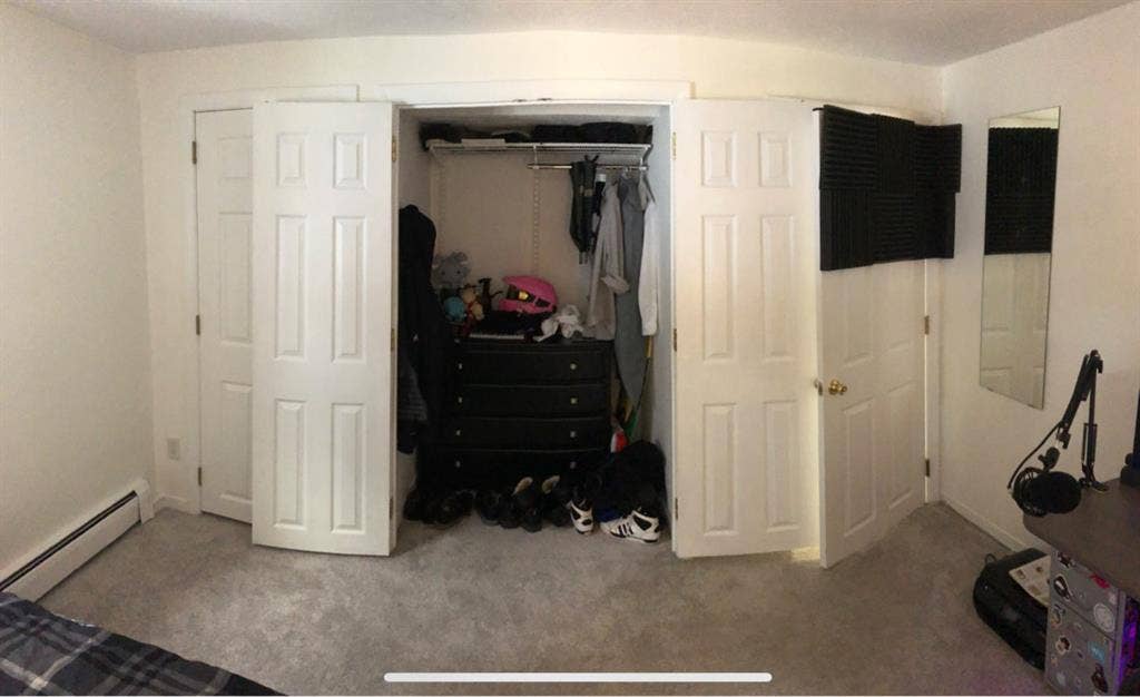 Looking for 1 Roommate in 2Br Apt