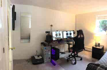 Looking for 1 Roommate in 2Br Apt