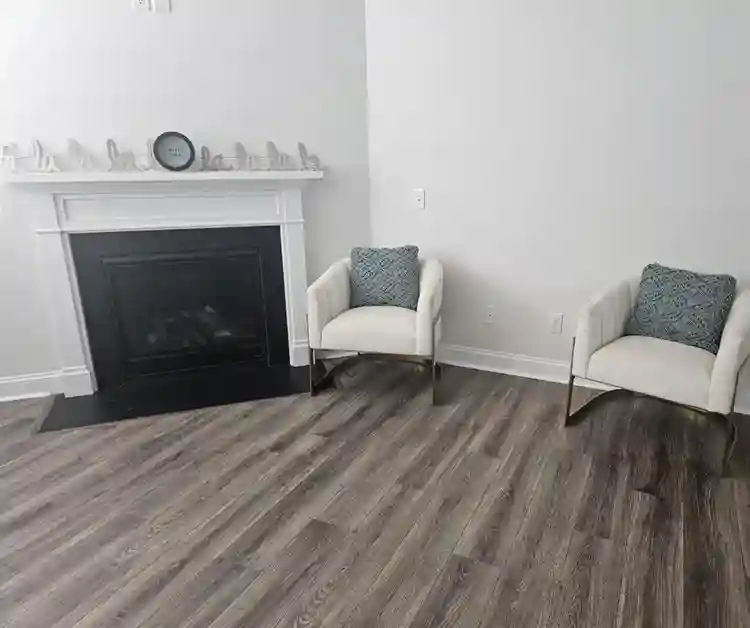 FEM ROOMMATE WANTED Boiling Springs