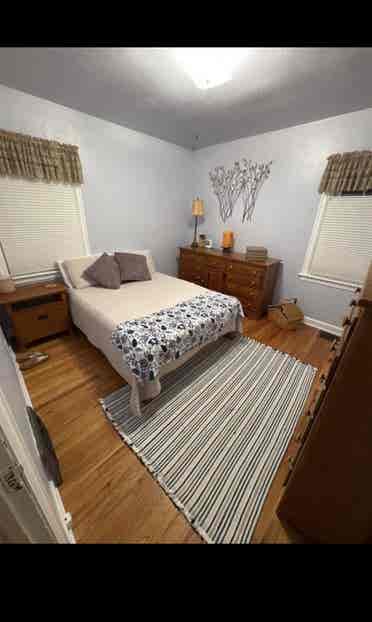 Room to Rent in Avenues