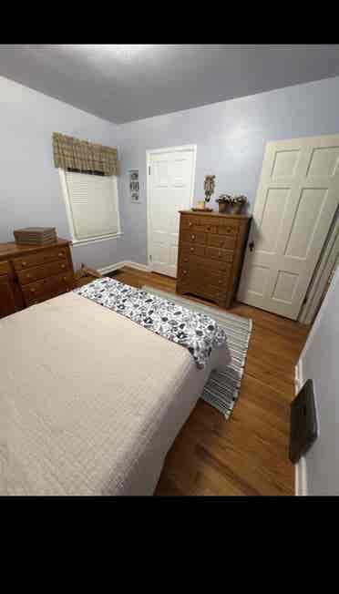 Room to Rent in Avenues