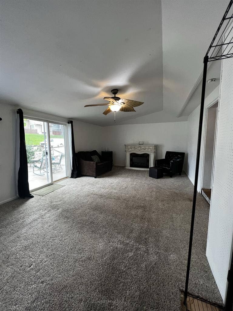 Room in desirable neighborhood
