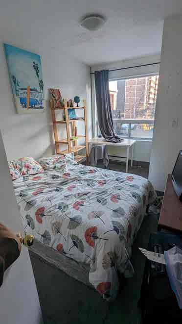 2-bedroom for sublet in Parkdale
