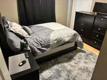 Furnished quiet room for rent