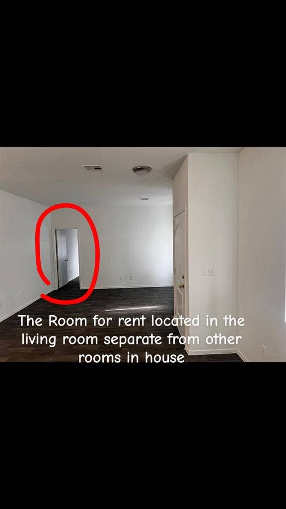 One room available for rent