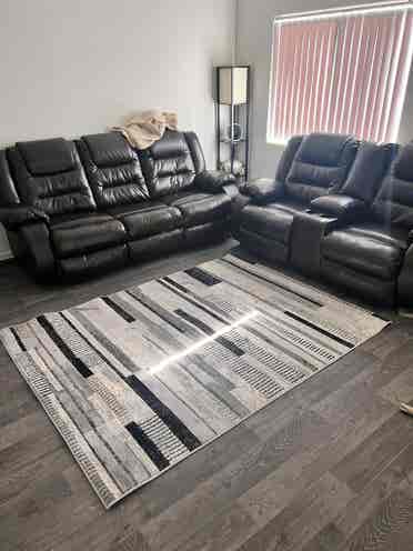 One room available for rent