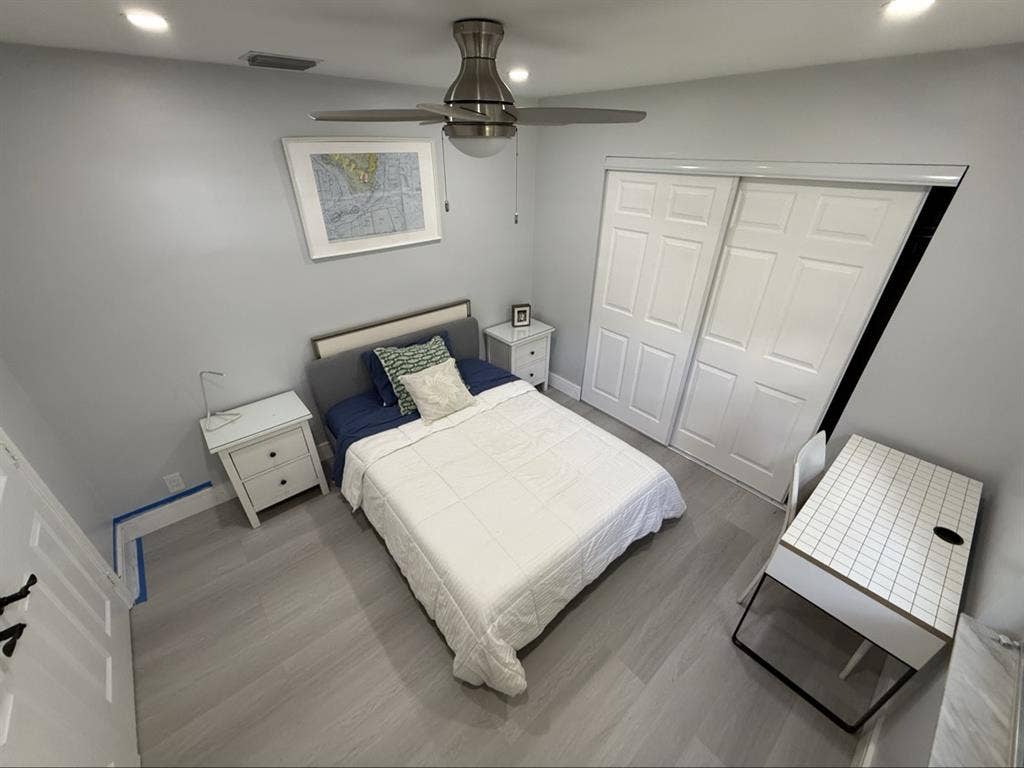 1 bedroom + parking + Bathroom