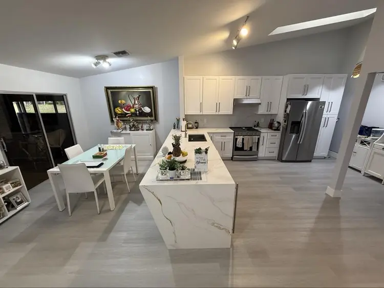 1 bedroom + parking + Bathroom