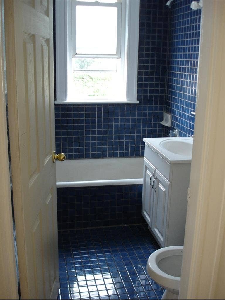 8 min walk to Jamaica plain line T