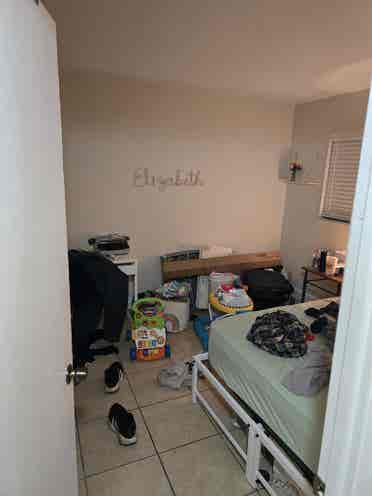Furnished private room/br