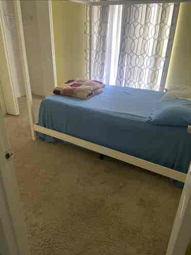 Room For Rent