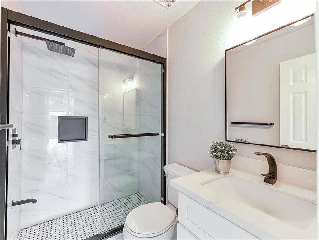 $ Roommate Needed