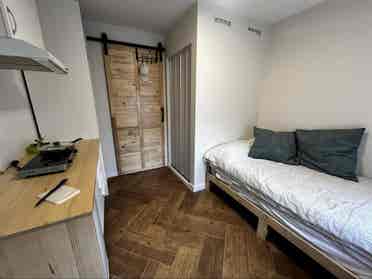 Independent room for short stay