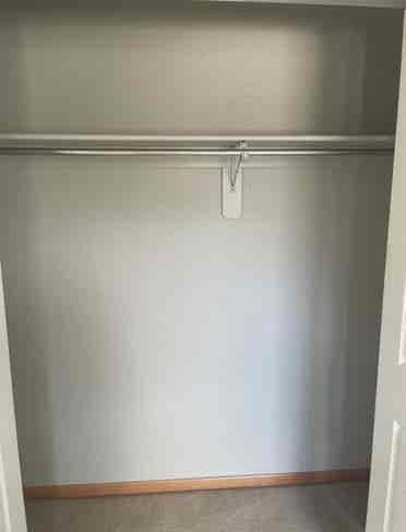 2 rooms available in Westbridge