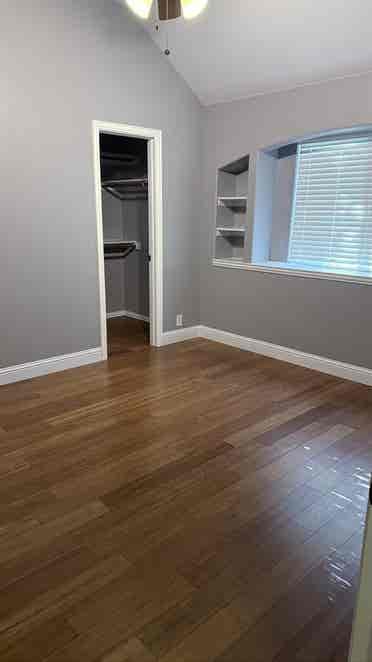 *ROOM FOR RENT: UNFURNISHED*