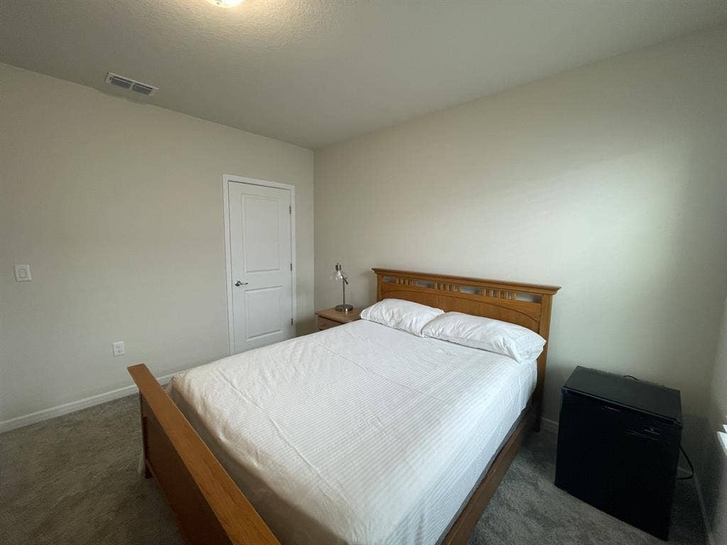 Furnished Room w/ Private Bath
