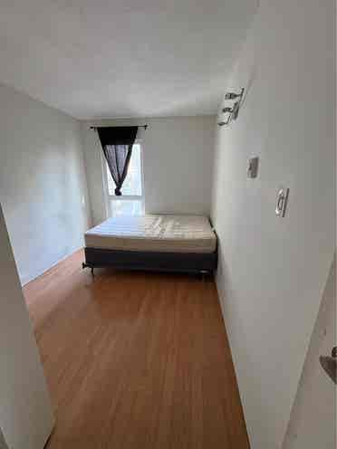 Room June 1 in Clean, Active House