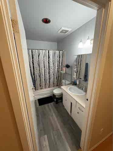 Room June 1 in Clean, Active House