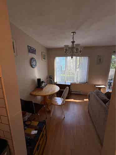 Room June 1 in Clean, Active House