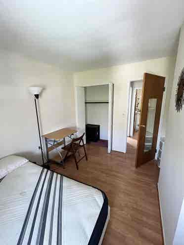 Room west New York