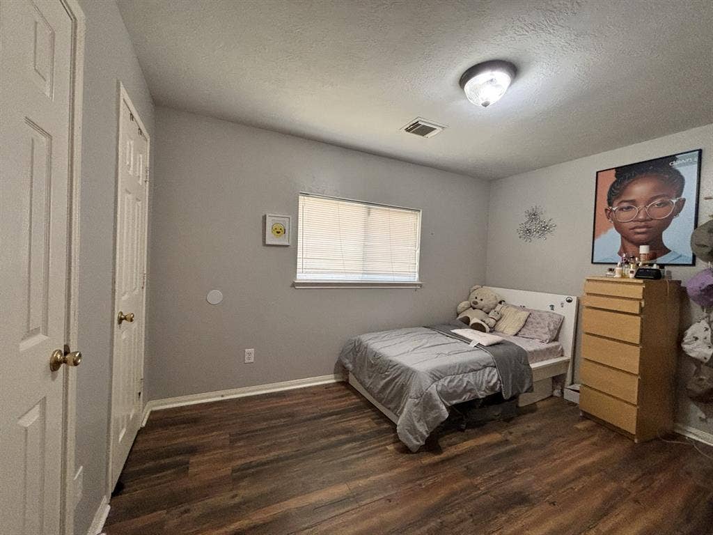 Room for rent in Katy/Cypress area