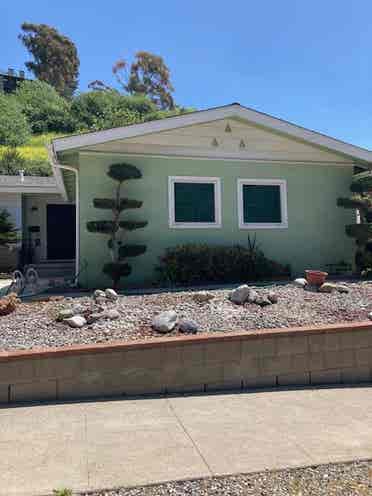 So. Pasadena area room w/bath