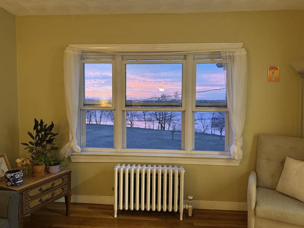 Summer sublet near Assembly Square