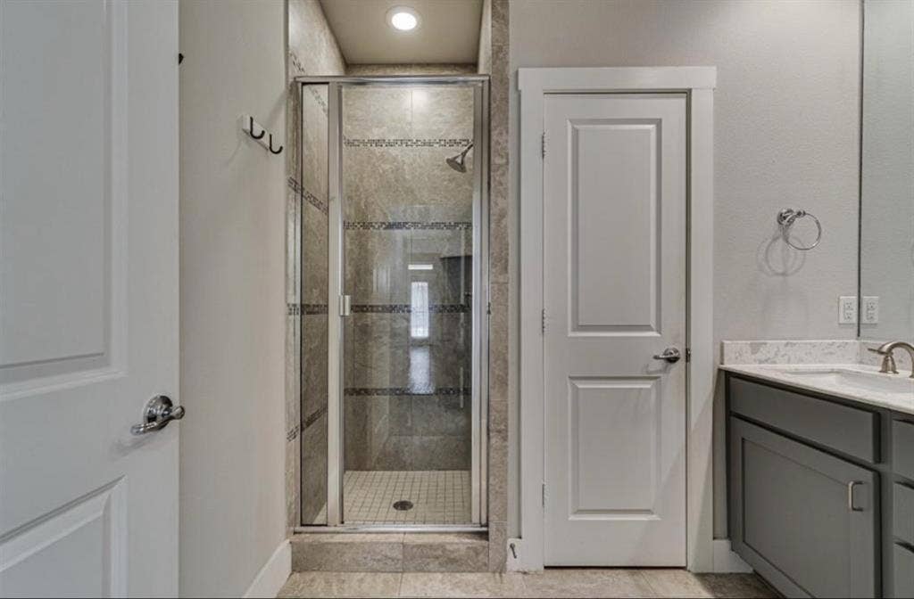 Private Master Bedroom for Rent