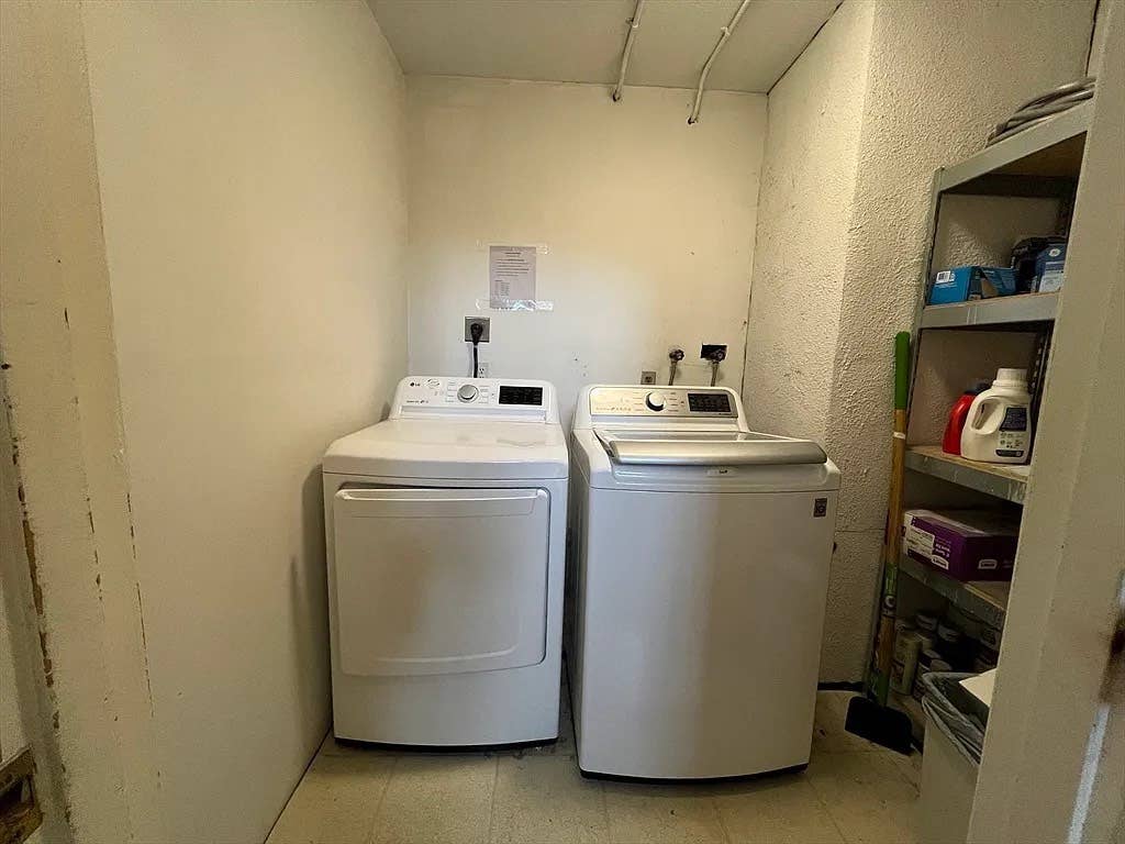 Roommate wanted June 1