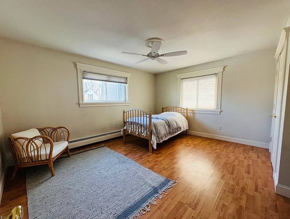 Roommate wanted June 1