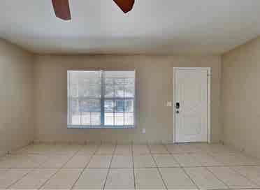 Beautiful comfy home for rent!
