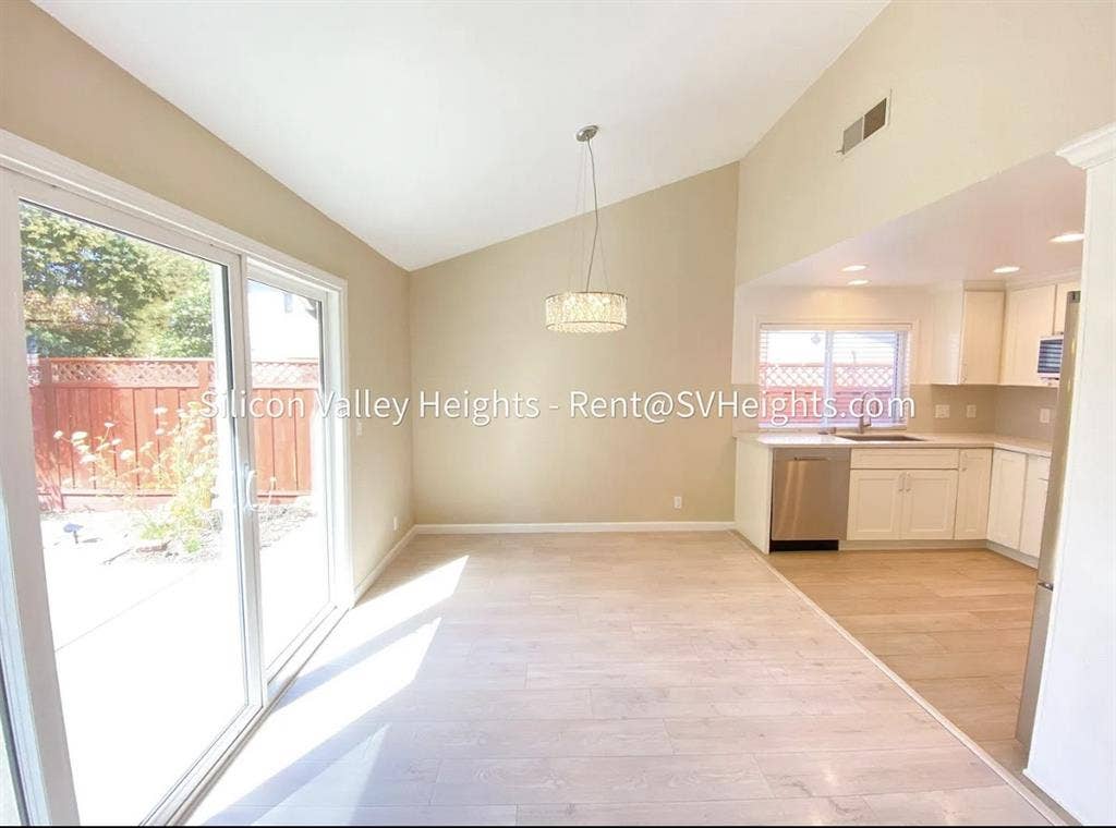 2 bedrooms available