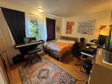 Bedroom Available for Rent-West LA