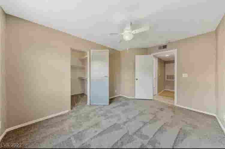 Rooms for rent