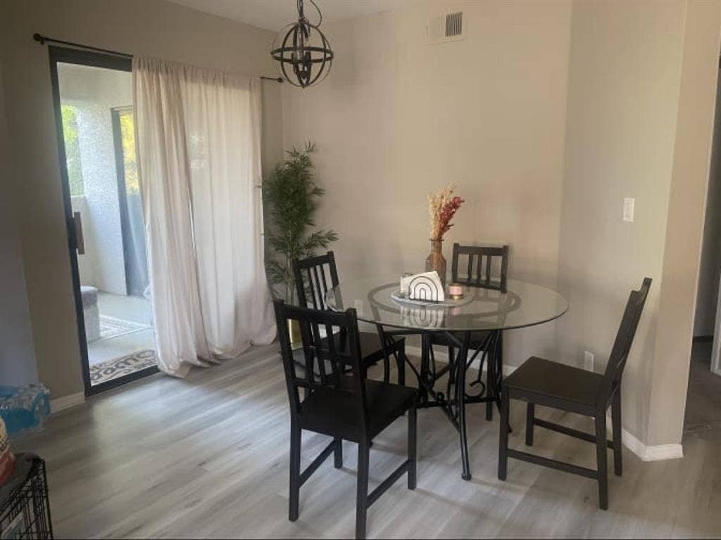 Rooms for rent
