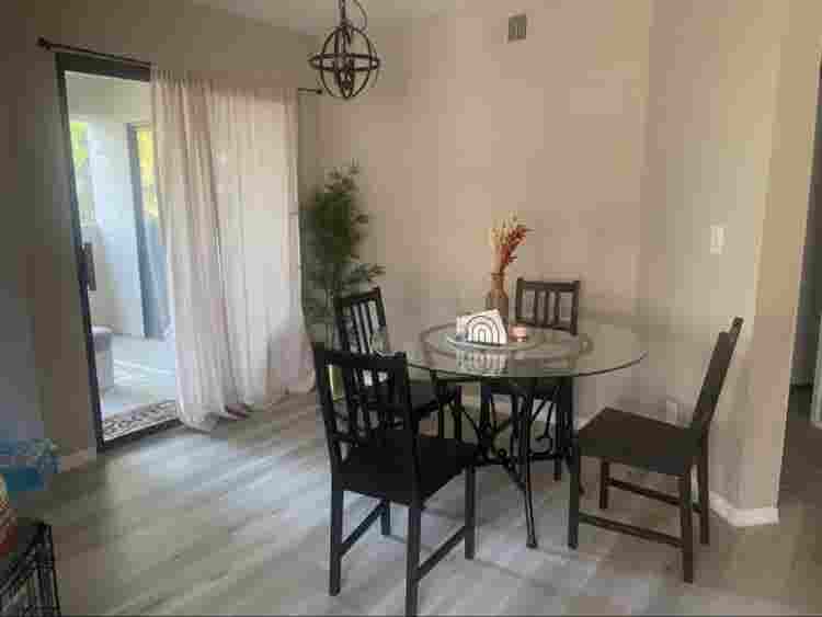Rooms for rent