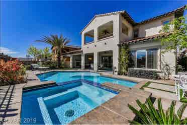 Summerlin Upscale Tranquil 
Home